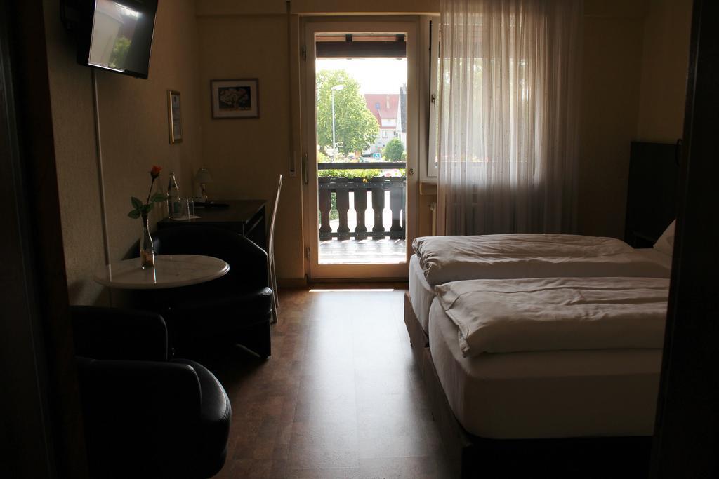 Hotel Gasthof Roessle Rottenburg am Neckar Esterno foto